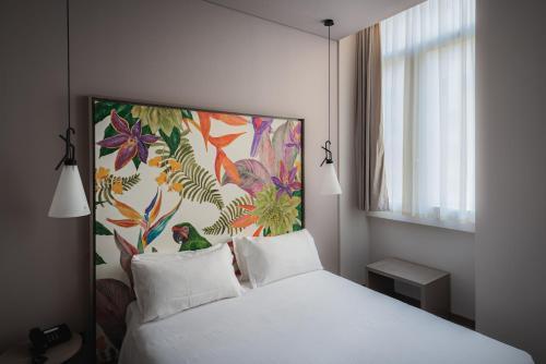 Hotel San Giovanni Roma - Tap to explore photos