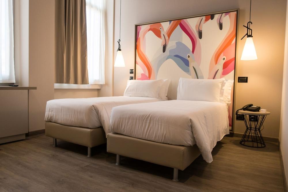 Hotel San Giovanni Roma Room Type - Classic Triple Room Hotel San Giovanni Roma Room Type - Classic Triple Room