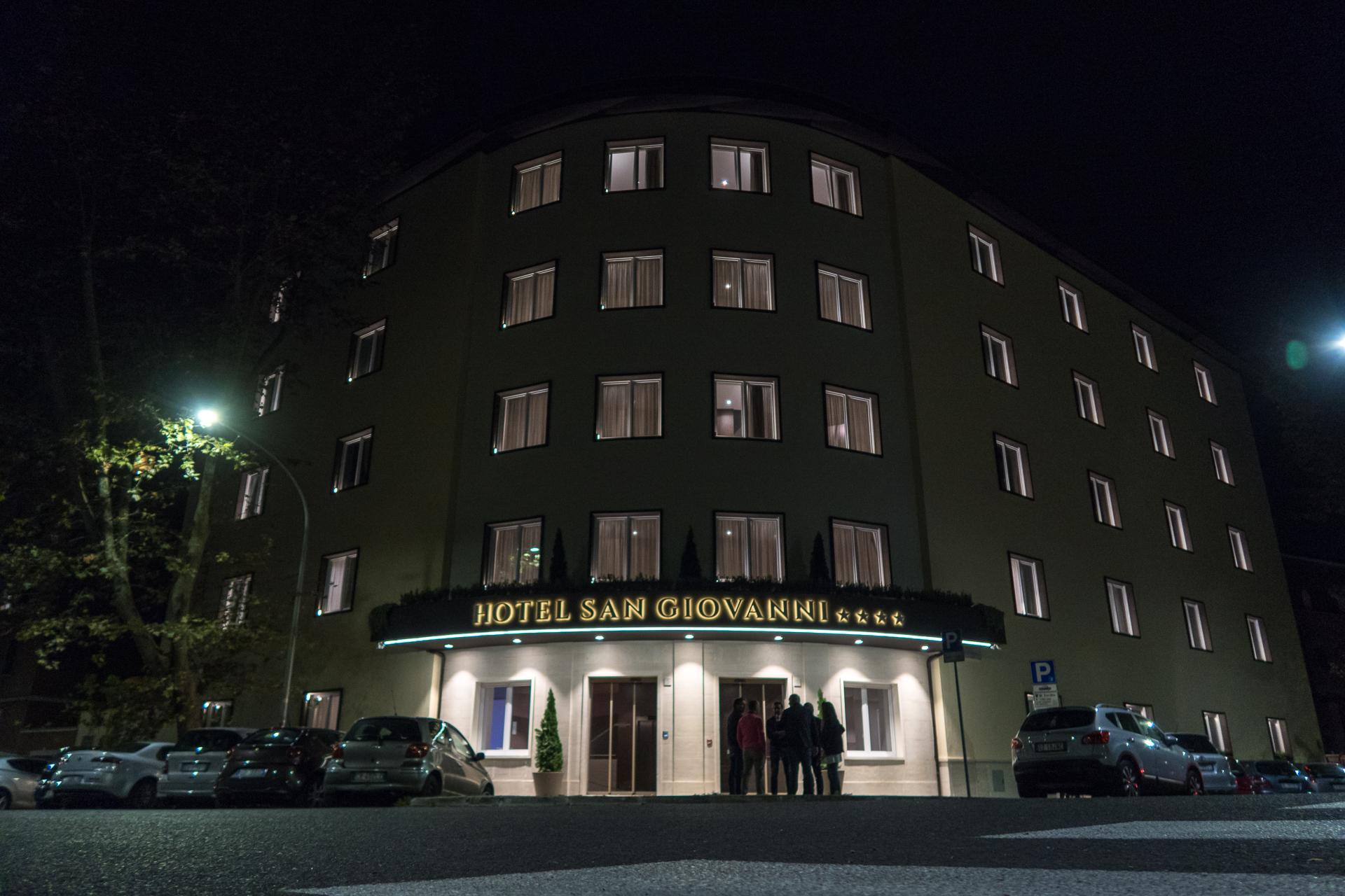 Hotel San Giovanni Roma - Tap to explore photos