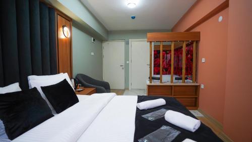 Luka Suit Hotel Room Type - Suite with Spa Bath