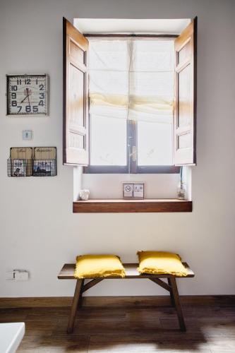URBANA 37 Maison - Tap to explore photos
