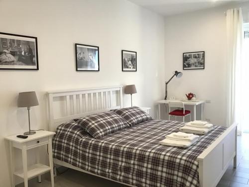 Fellini Room Type - Double Room with Private Bathroom