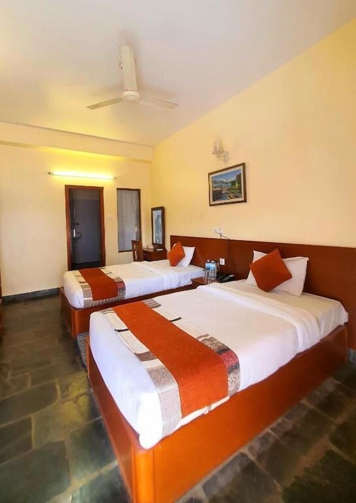 Hotel Kunja Room Type - Deluxe Twin Room