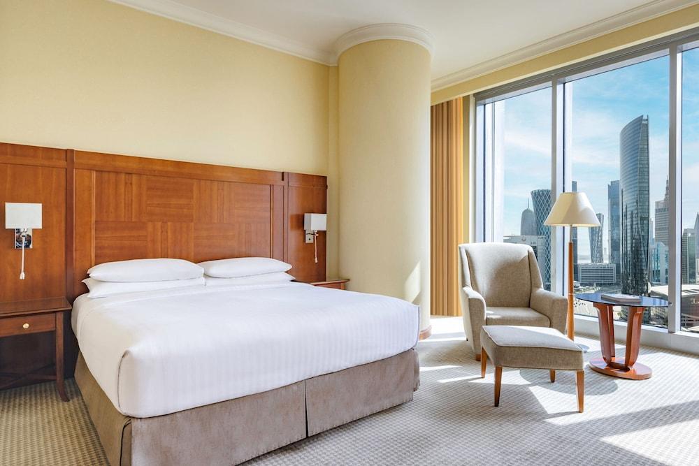 Marriott Marquis City Center Doha Hotel Room Type - Family Room, 1 King Bed