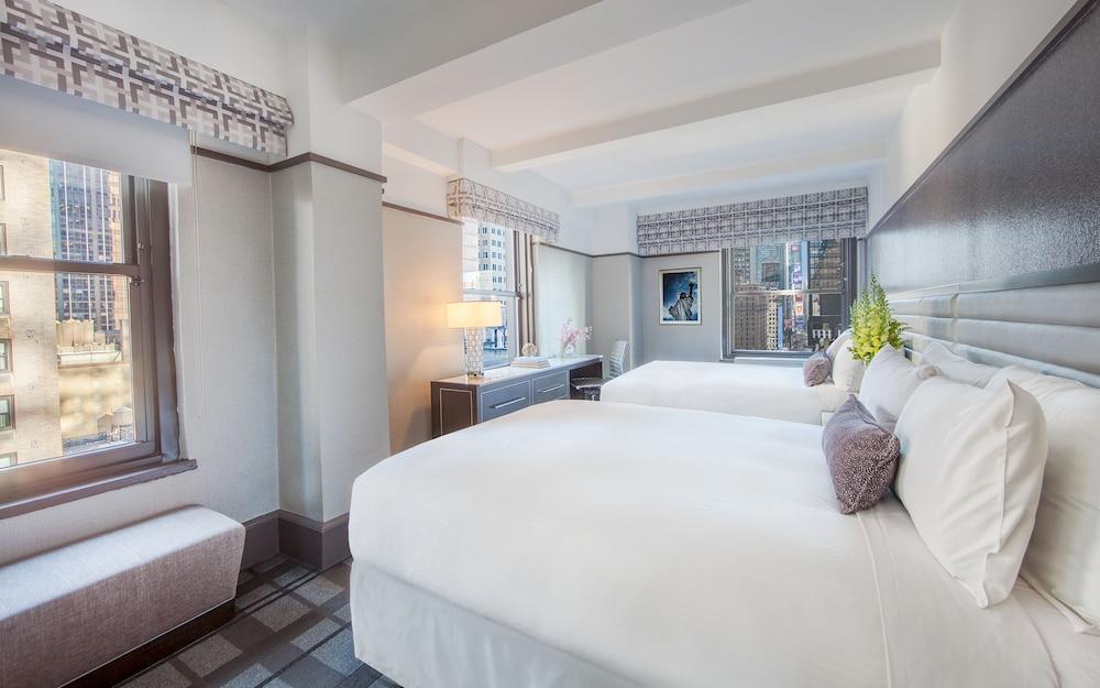 Park Central Hotel New York Room Type - Premier Room, 2 Queen Beds, Corner