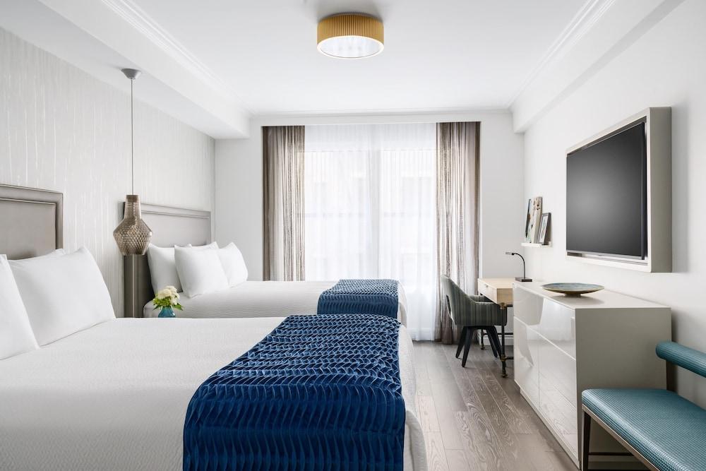 The Wallace Room Type - Superior Room, 2 Queen Beds, Accessible