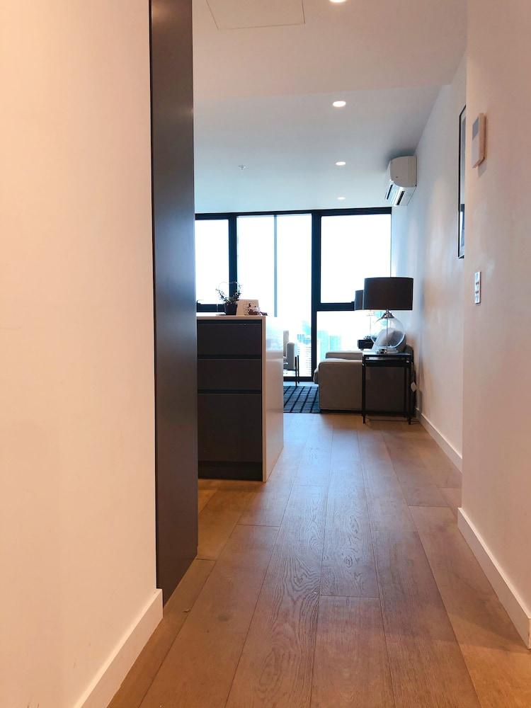 CBD Amazing view 2 Bedrooms Apartments - Tap to explore photos