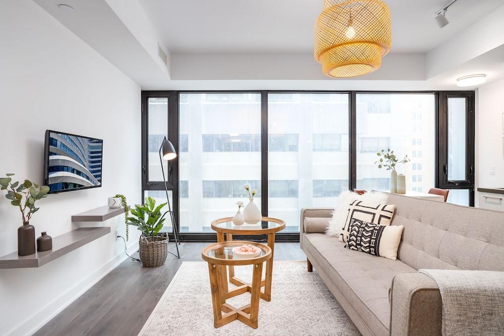 Sarkar Suites - Cumberland Street - Tap to explore photos
