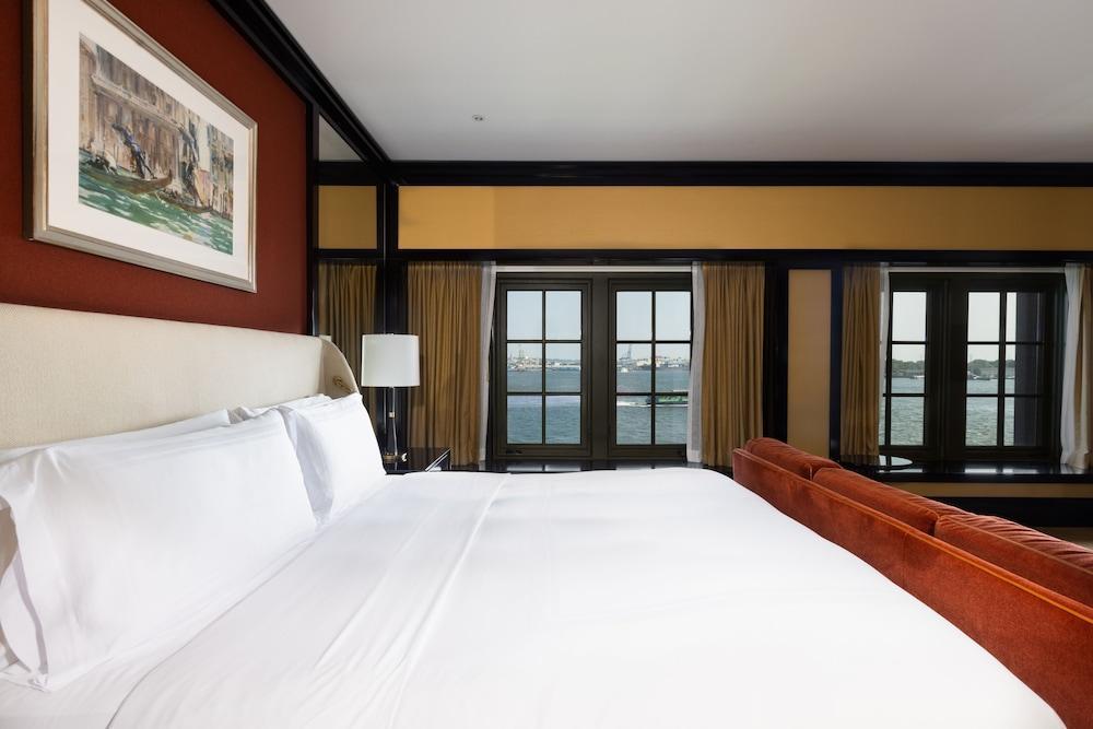 Casa Cipriani New York Room Type - Junior Suite, Accessible, River View (Accessible) Casa Cipriani New York Room Type - Junior Suite, Accessible, River View (Accessible)