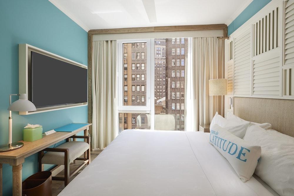 Margaritaville Resort Times Square Room Type - Standard Room, 1 Queen Bed (Floors 8th-14th)
