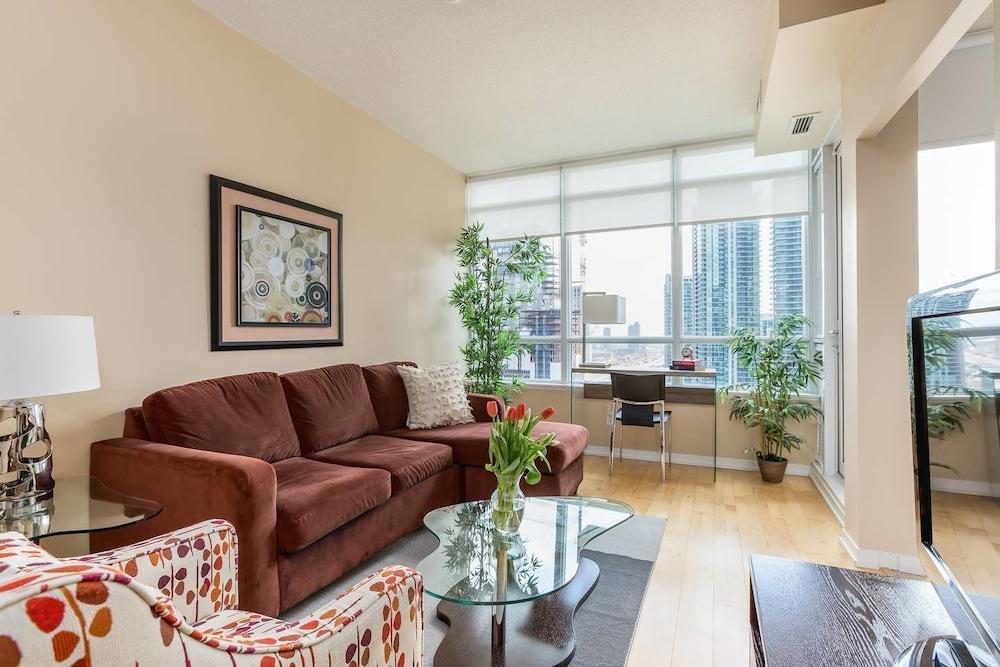 Executive Condo in the Heart of Downtown - Tap to explore photos