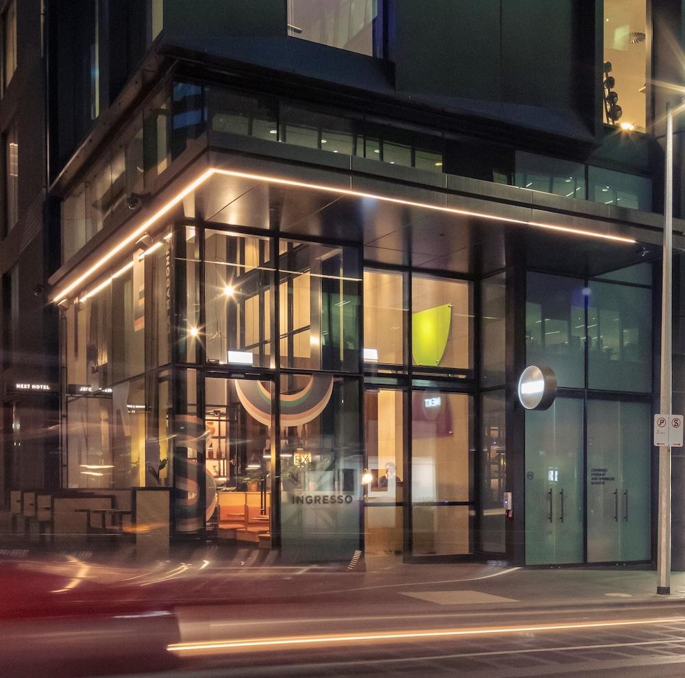 Next Hotel Melbourne, Curio Collection by Hilton - Tap to explore photos