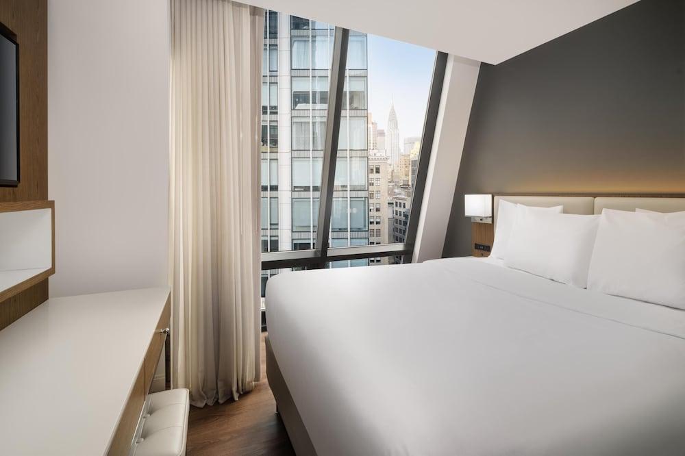Best Western Premier Empire State Hotel - Tap to explore photos