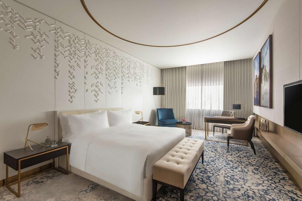 Steigenberger Hotel Doha Room Type - Deluxe Room, 1 King Bed