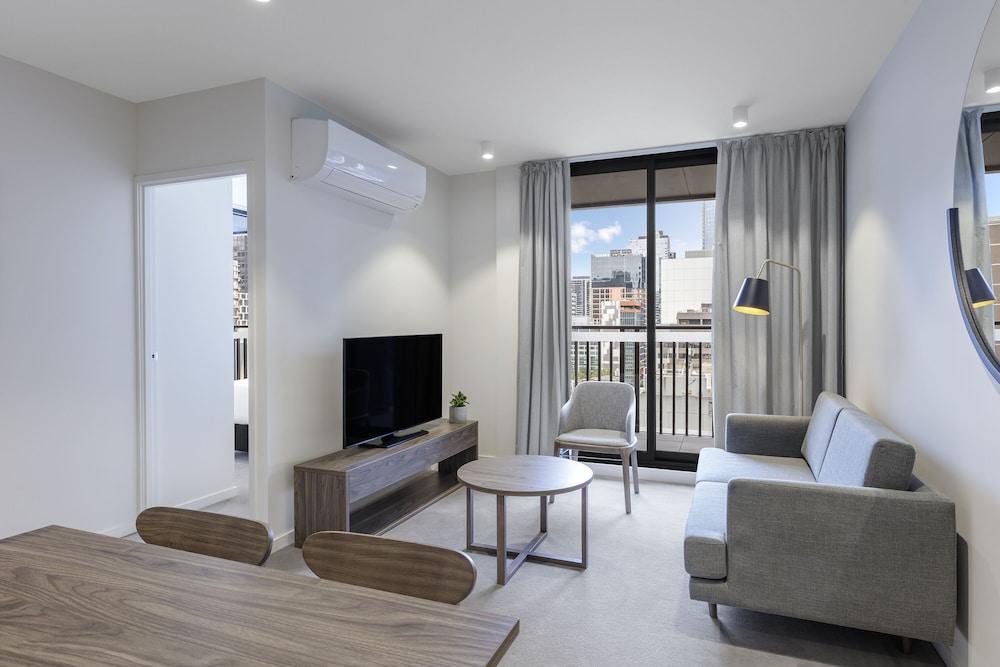 Brady Apartment Hotel Hardware Lane Room Type - Two Bedroom Apartment + Balcony