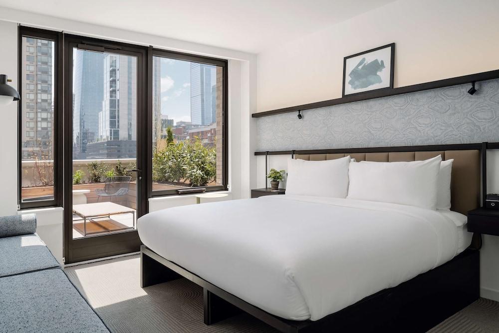 Arlo Midtown Room Type - Room, 1 King Bed, Terrace, City View