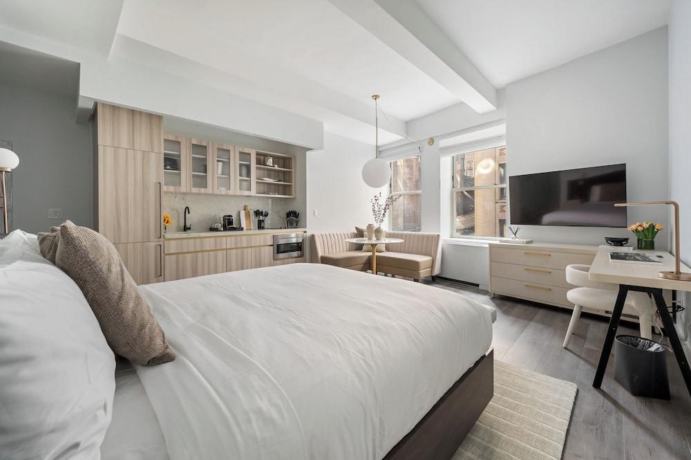 17John Room Type - Premium Studio, 1 King Bed, Kitchen