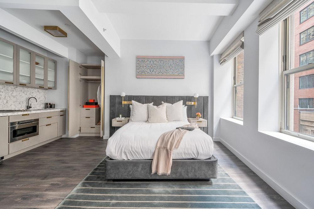 17John Room Type - Classic Studio, 1 Queen Bed, Kitchen