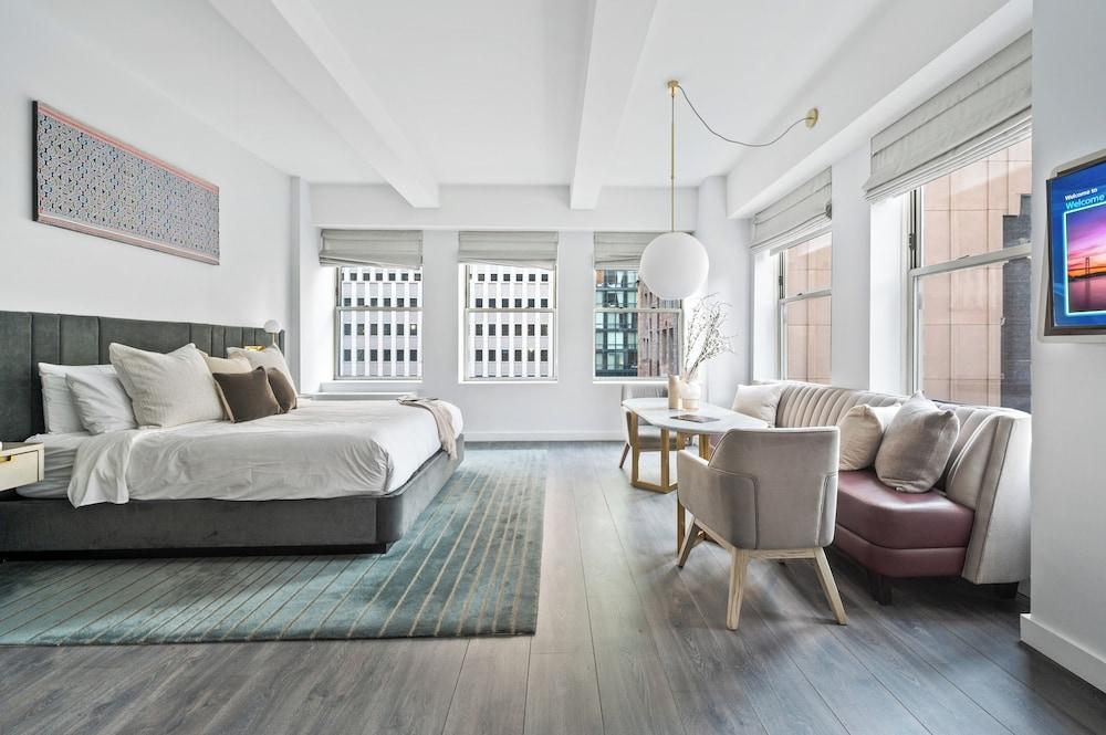 17John Room Type - Deluxe Studio Suite, 1 King Bed, Kitchen