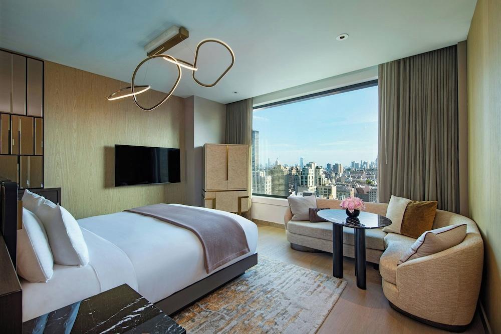 The Ritz-Carlton New York, NoMad Room Type - Club Room, 1 King Bed (Manhattan View, Club Lounge Access)