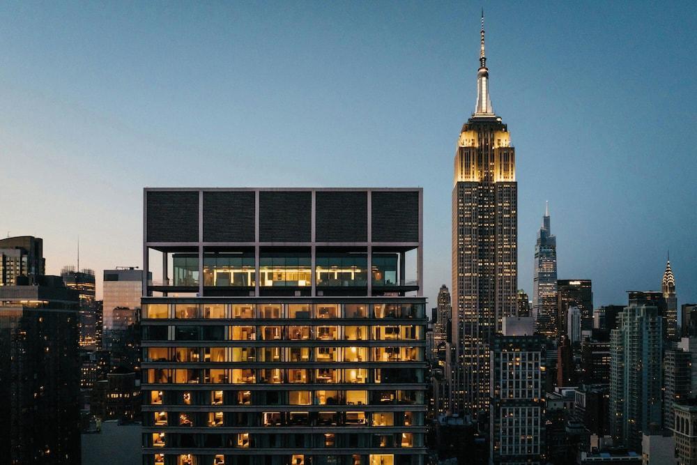 The Ritz-Carlton New York, NoMad - Tap to explore photos