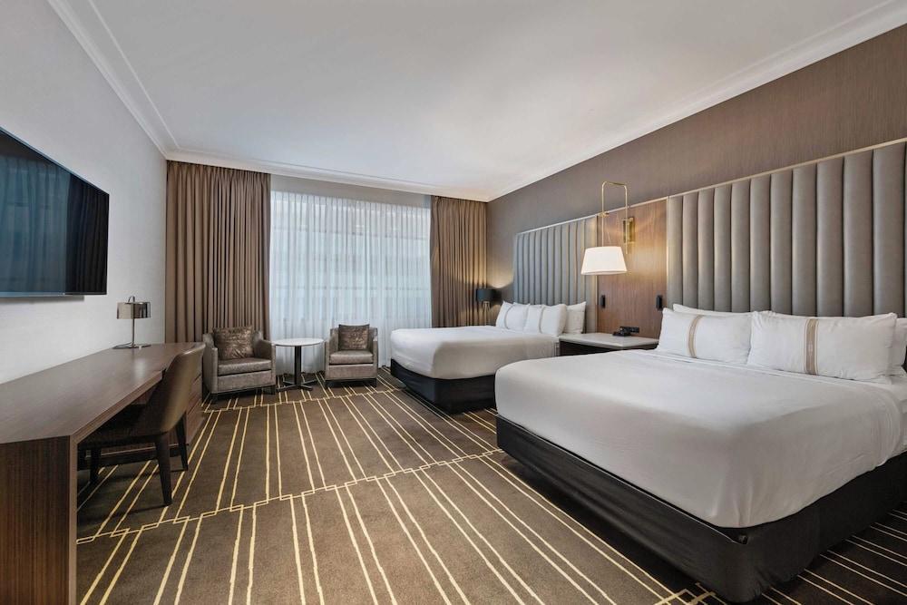 The Sutton Place Hotel Toronto Room Type - Classic Room, 2 Queen Beds