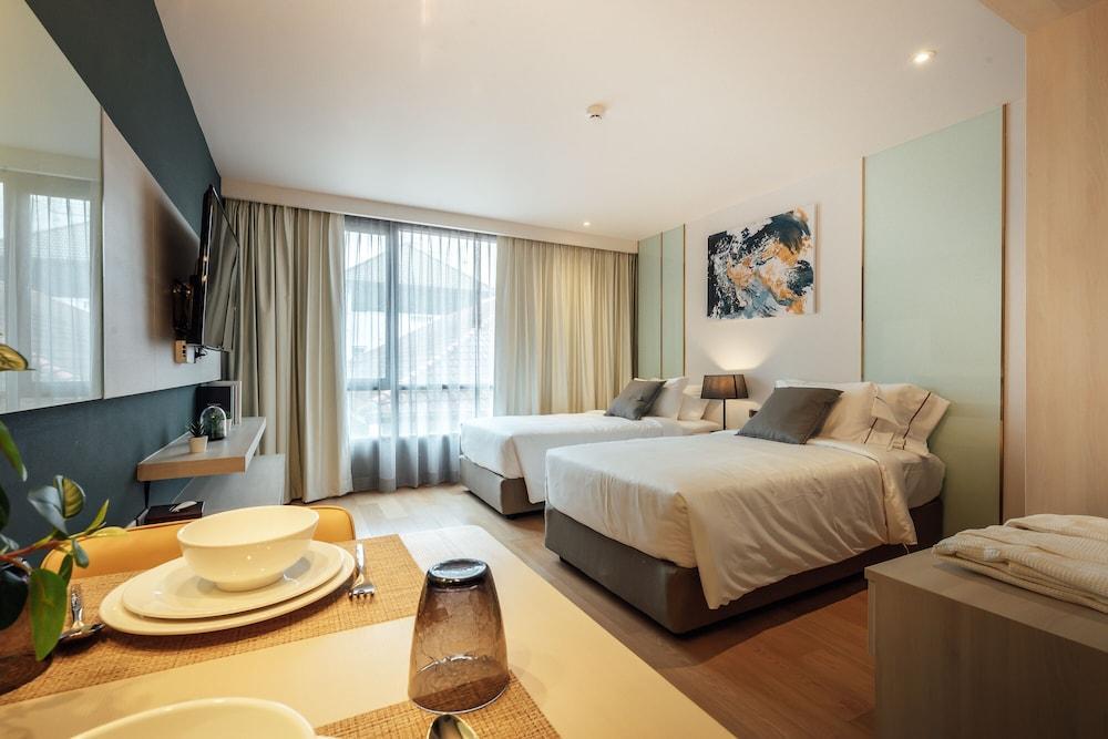 Montana Hotel & Residence Room Type - Standard Studio, 2 Twin Beds, Kitchenette