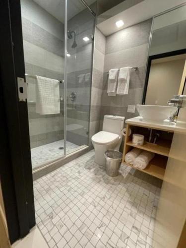 Best Western Plus Soho Hotel - Tap to explore photos