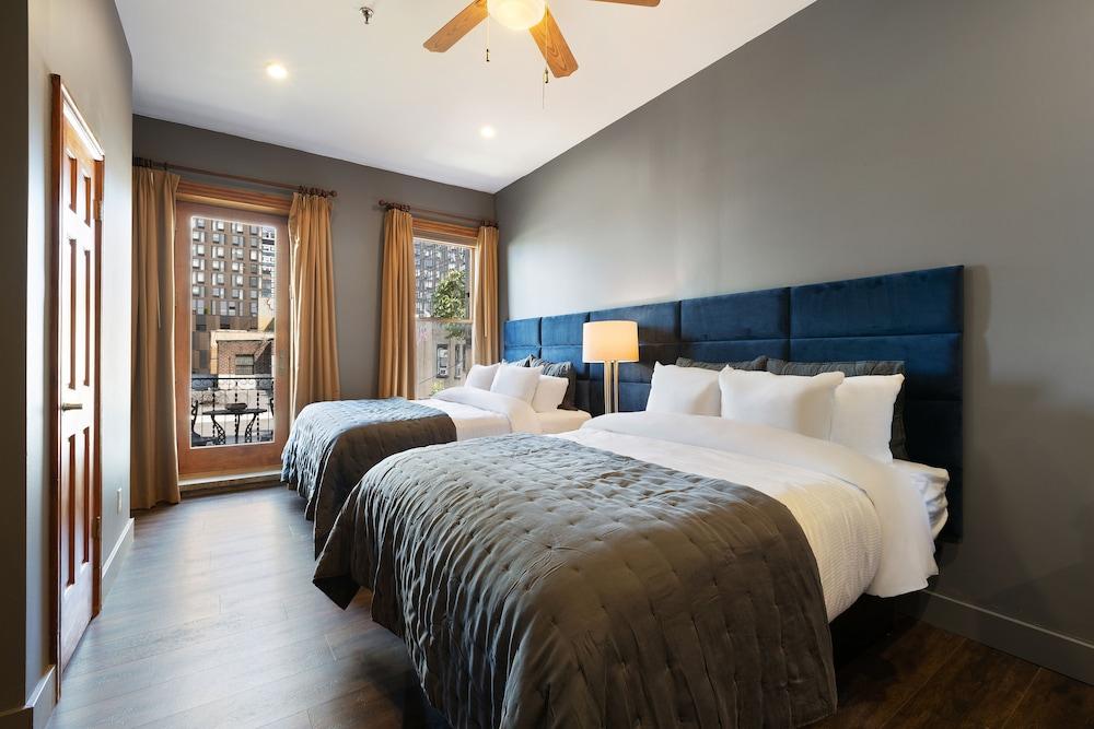 The Historic Blue Moon Hotel - NYC Room Type - Deluxe Double Queen