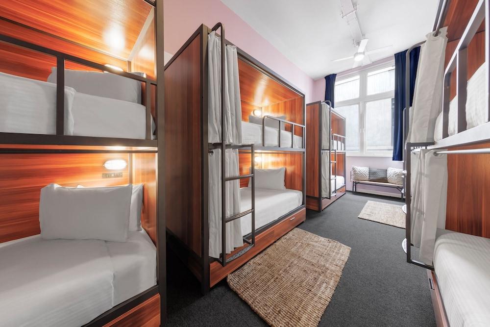 Selina Central, Melbourne