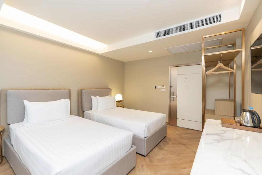 Away Bangkok Riverside Kene Room Type - Cool Pool Side