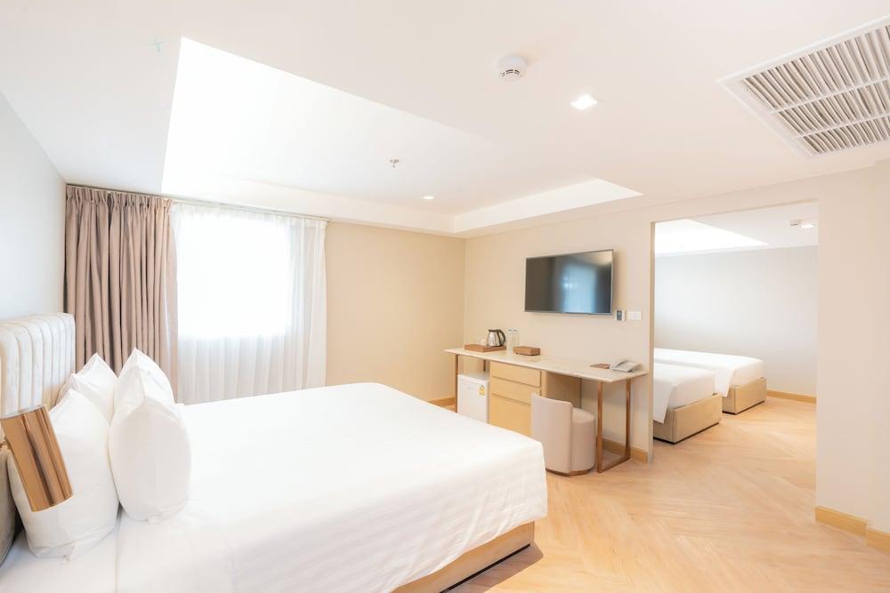 Away Bangkok Riverside Kene Room Type - Friend & Family (No Living Area)