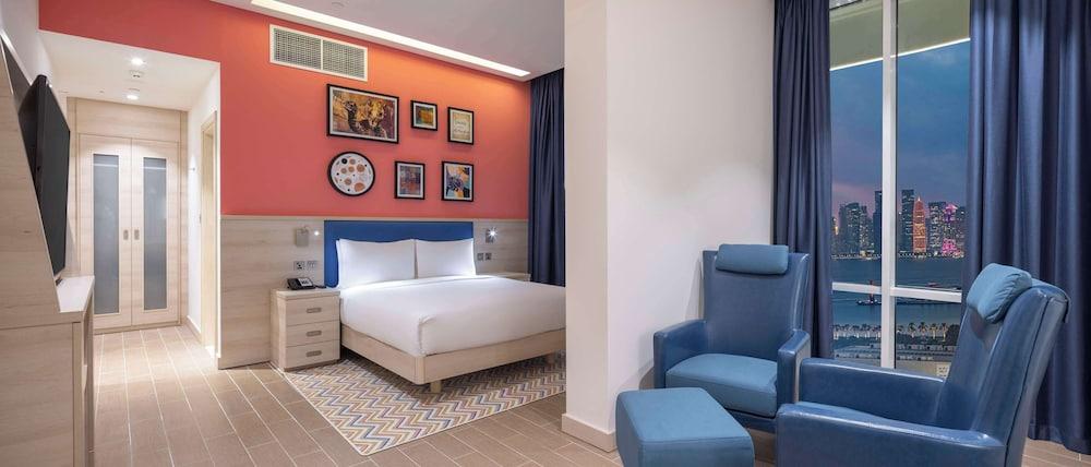 Hampton by Hilton Doha Old Town Room Type - Room, 1 Queen Bed
