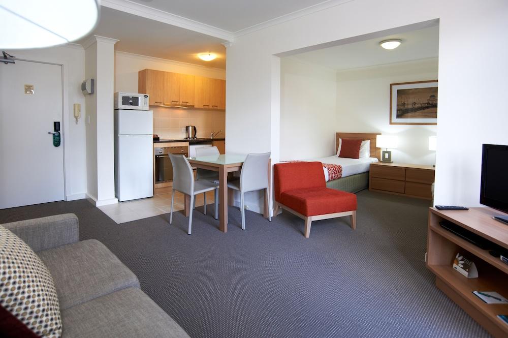 Quest St Kilda Bayside Room Type - Two Bedroom Studio Apartment
