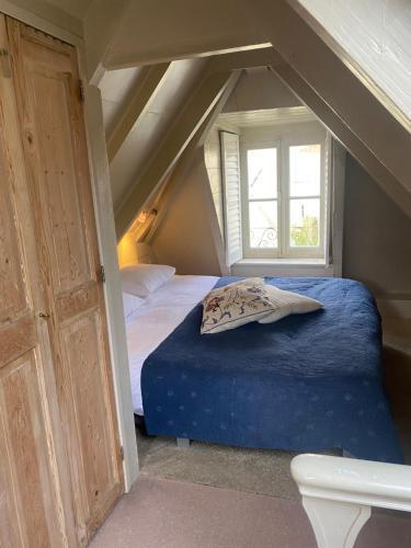 B&B Herengracht 21 - Tap to explore photos