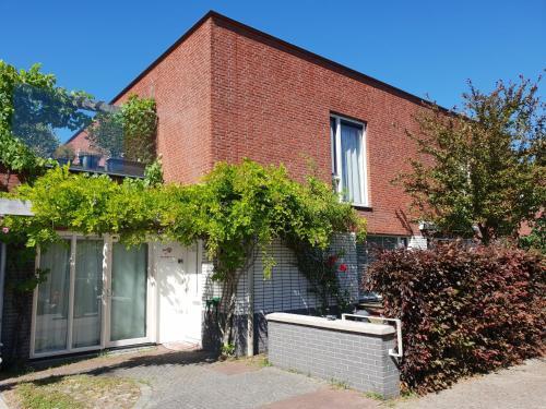 Johan's B&B - Since 2012 roofterrace and cheap parking