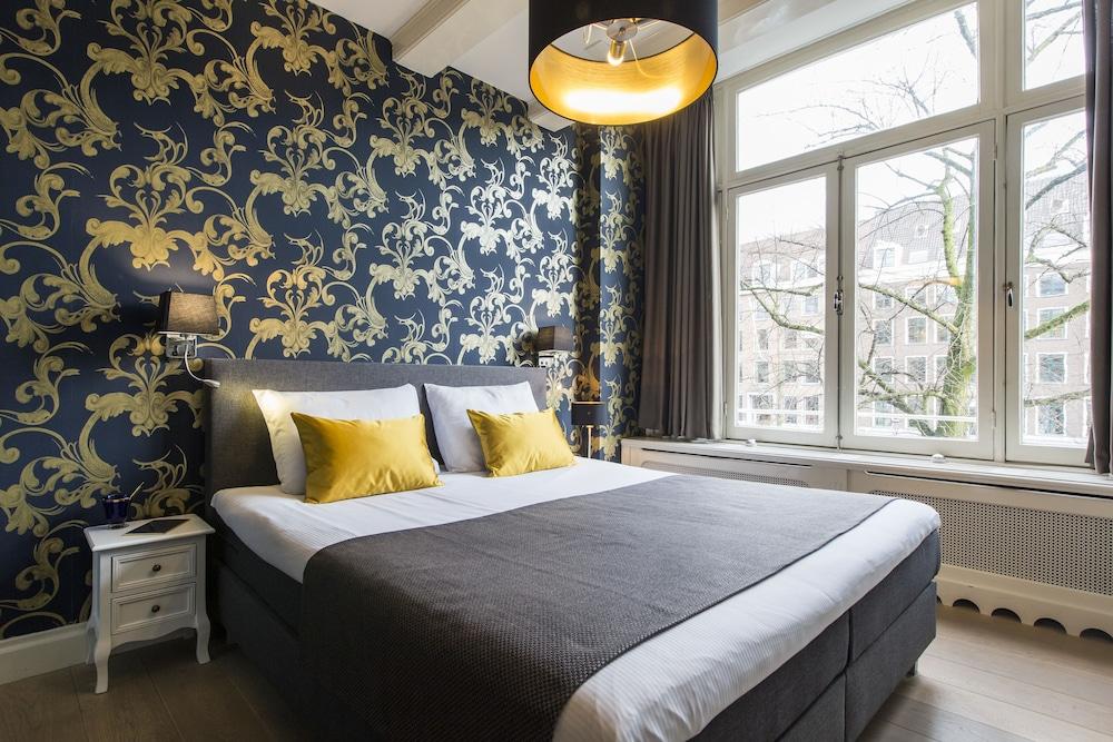 Grand Canal Boutique Hotel Room Type - Deluxe Room XL, Canal View