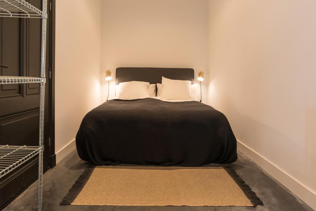 Amstel Boutique Studio - Tap to explore photos