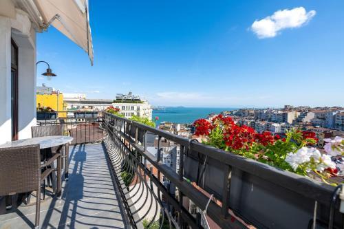 Juno Hotel Taksim Room Type - Deluxe Suite with Sea View