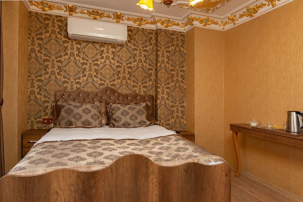 The Ottoman Boutique