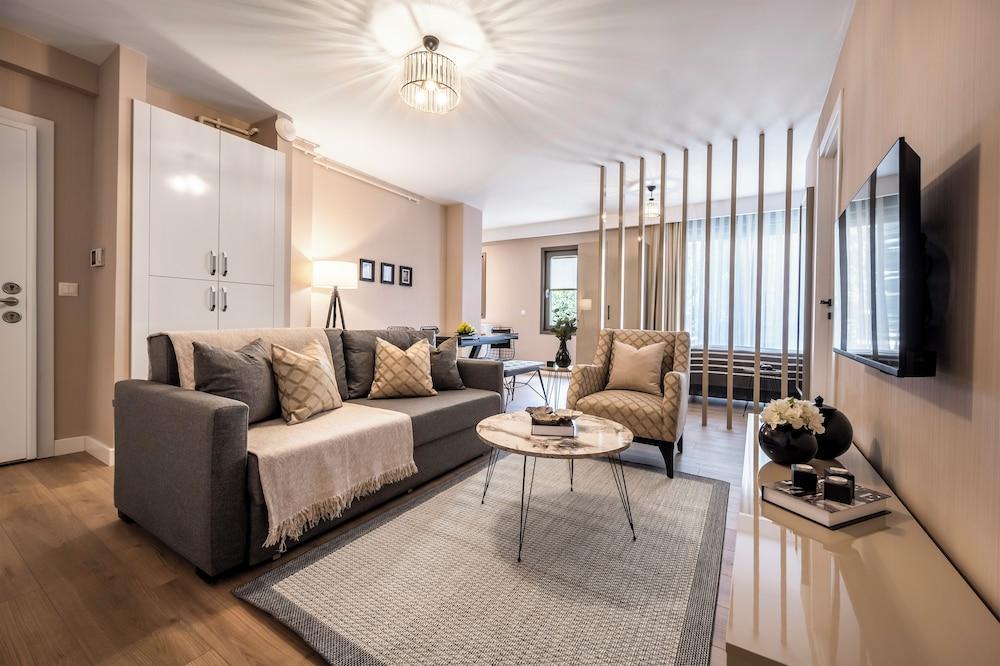 Çırağan Apart Bosphorus Room Type - Balcony King Suite Çırağan Apart Bosphorus Room Type - Balcony King Suite