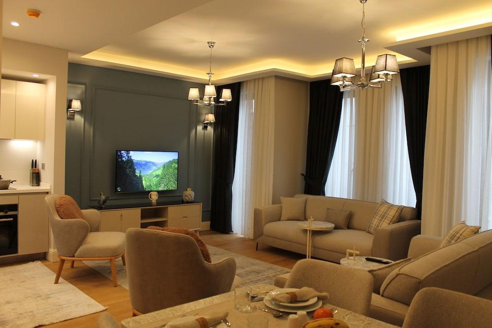 GARLON RESIDENCE Room Type - GR2 Block Two Bedroom Apartment