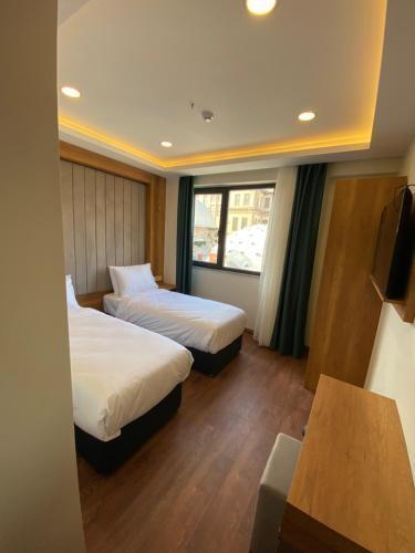Pege Hotel Room Type - Standard Twin Room