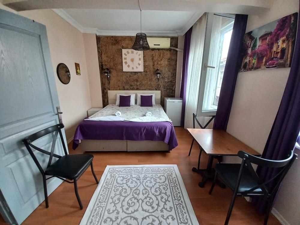 Medellin Apart Hotel Istanbul Room Type - Standard Quadruple Room