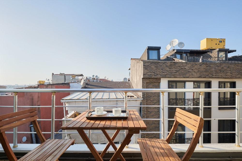 Central Suites Taksim Room Type - Luxury Studio Suite