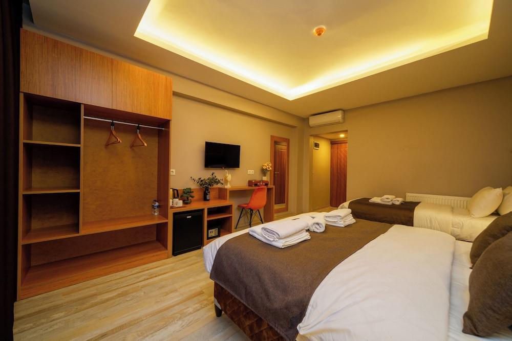 HanPoint Boutique Hotel Room Type - Deluxe Triple Room