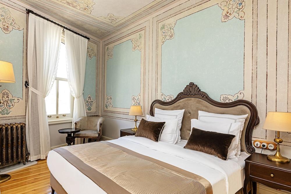 Meroddi Barnathan Hotel Room Type - Executive Suite