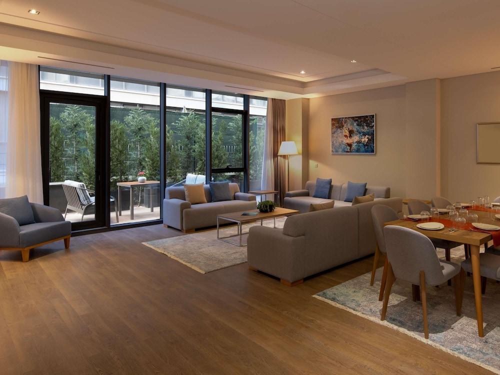 Mövenpick Living Istanbul West Room Type - Deluxe Apartment, 4 Bedrooms (Garden) Mövenpick Living Istanbul West Room Type - Deluxe Apartment, 4 Bedrooms (Garden)