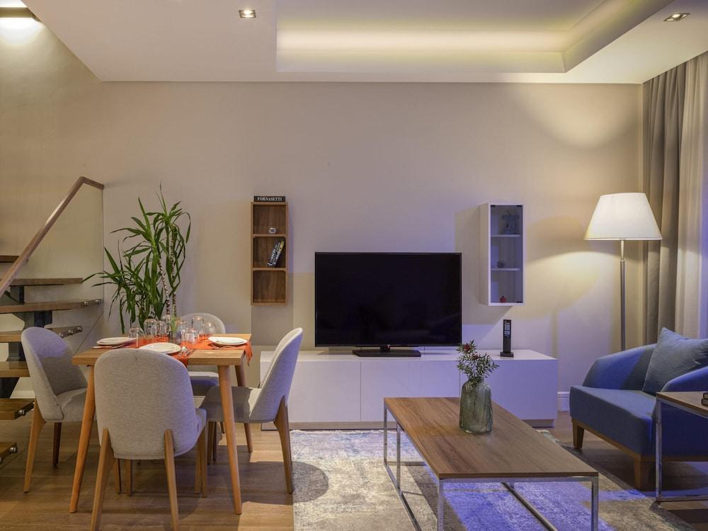 Mövenpick Living Istanbul West Room Type - Apartment, 2 Bedrooms (Sky Duplex)