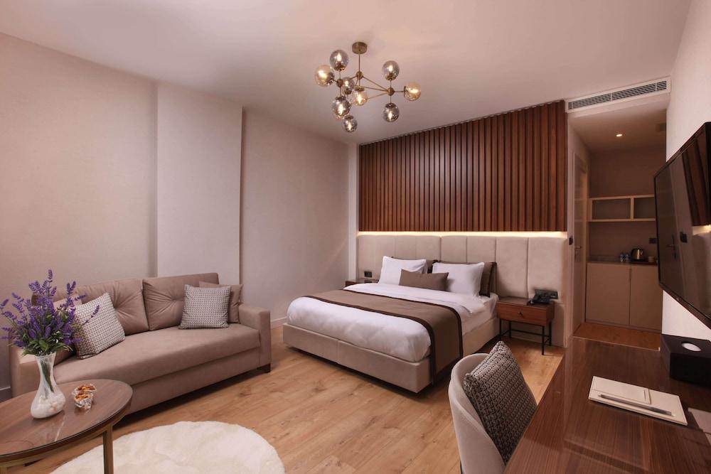 The Pearl Suites Room Type - Superior Room